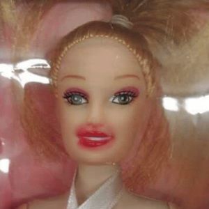 Meet your Posher, Lily